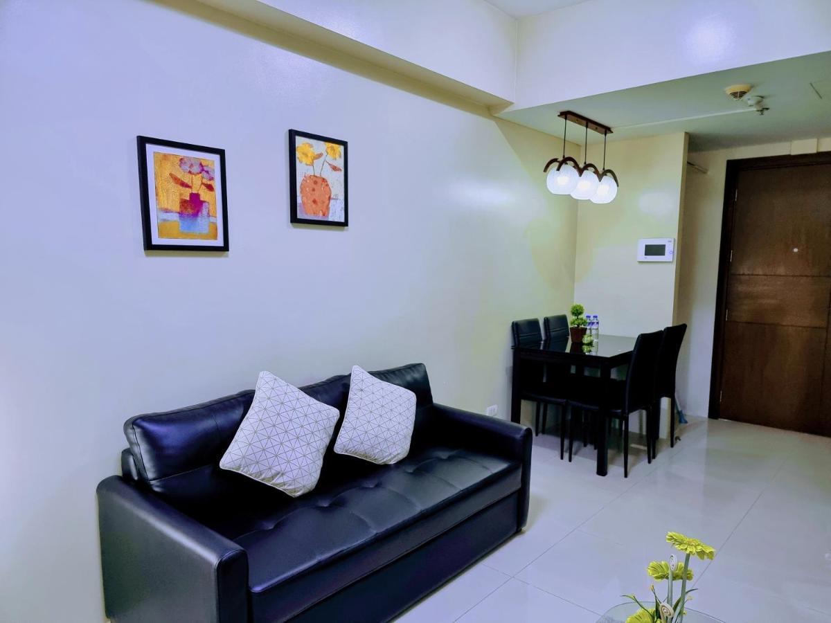 One Palm Tree Villas Condo Across Naia Terminal 3 Manilla Buitenkant foto