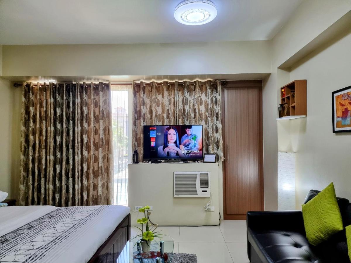 One Palm Tree Villas Condo Across Naia Terminal 3 Manilla Buitenkant foto