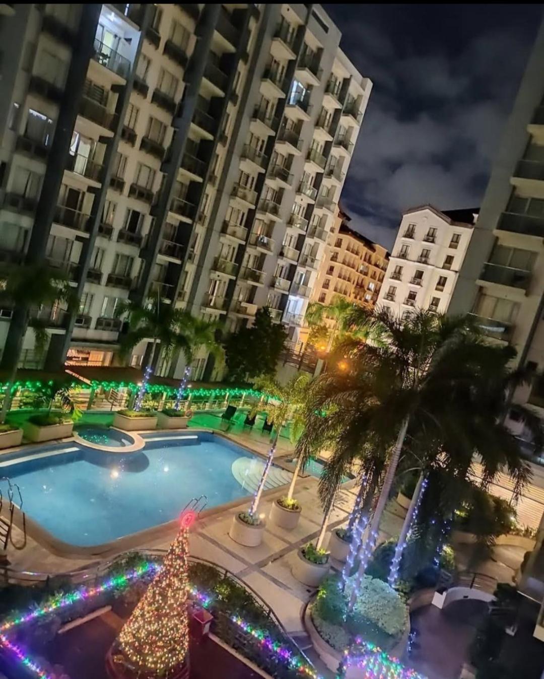 One Palm Tree Villas Condo Across Naia Terminal 3 Manilla Buitenkant foto